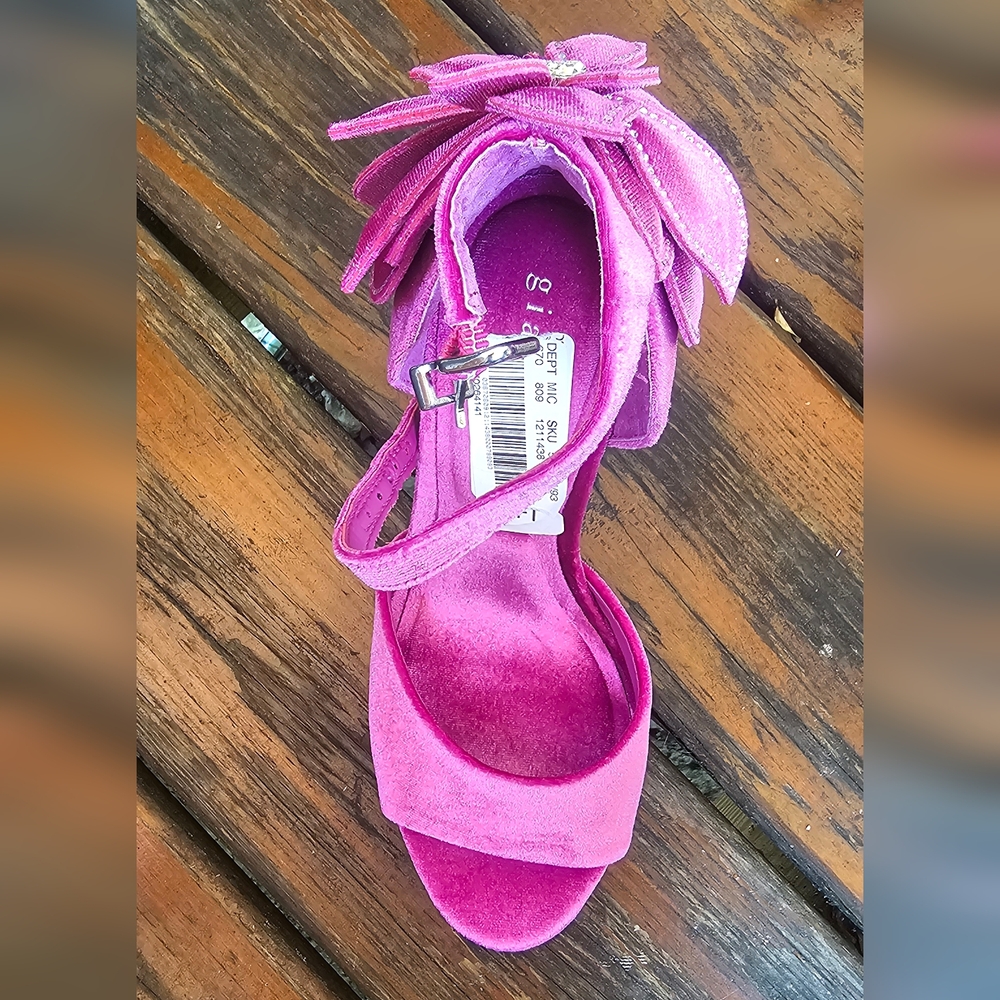 NWT Gianni Bini Pink Platform Heels with Bow Detail  Karmello Velvet Size 6 - Picture 7 of 7